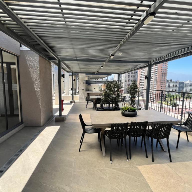 Santiago Centro Moderno Depto Amoblado 2 Dormitorios - Two-Bedroom Apartment - 85