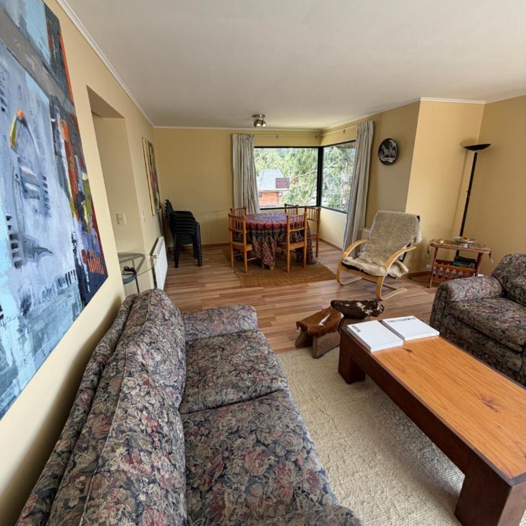 Hermoso departamento con 2 baños en Suite - Four-Bedroom Apartment - 8