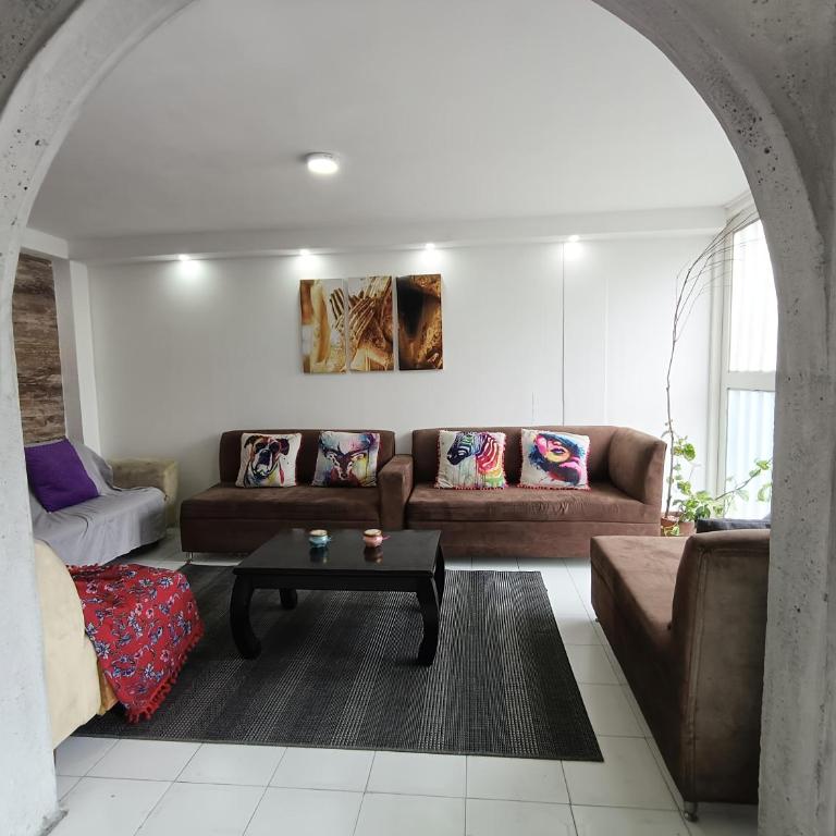 Casa 4 Hab Pereira Cerca Expo futuro Aeropuerto WiFi - Four-Bedroom House - 20