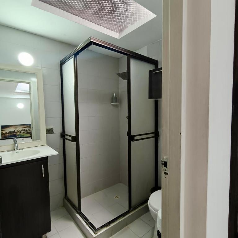 Casa 4 Hab Pereira Cerca Expo futuro Aeropuerto WiFi - Four-Bedroom House - 22