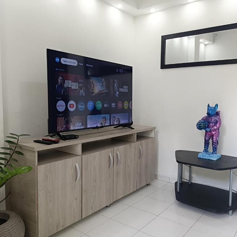 Casa 4 Hab Pereira Cerca Expo futuro Aeropuerto WiFi - Four-Bedroom House - 27