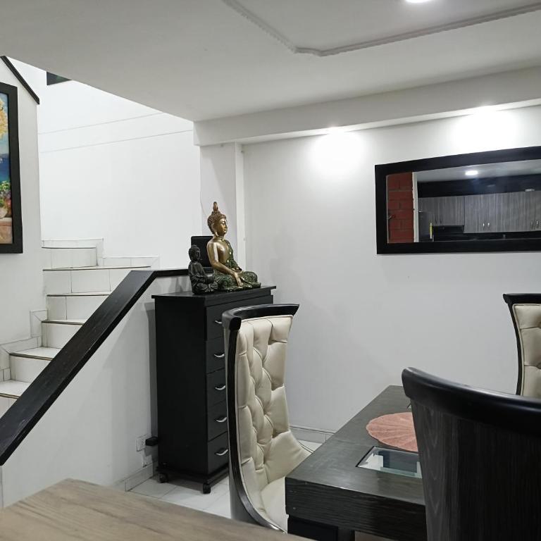 Casa 4 Hab Pereira Cerca Expo futuro Aeropuerto WiFi - Four-Bedroom House - 30