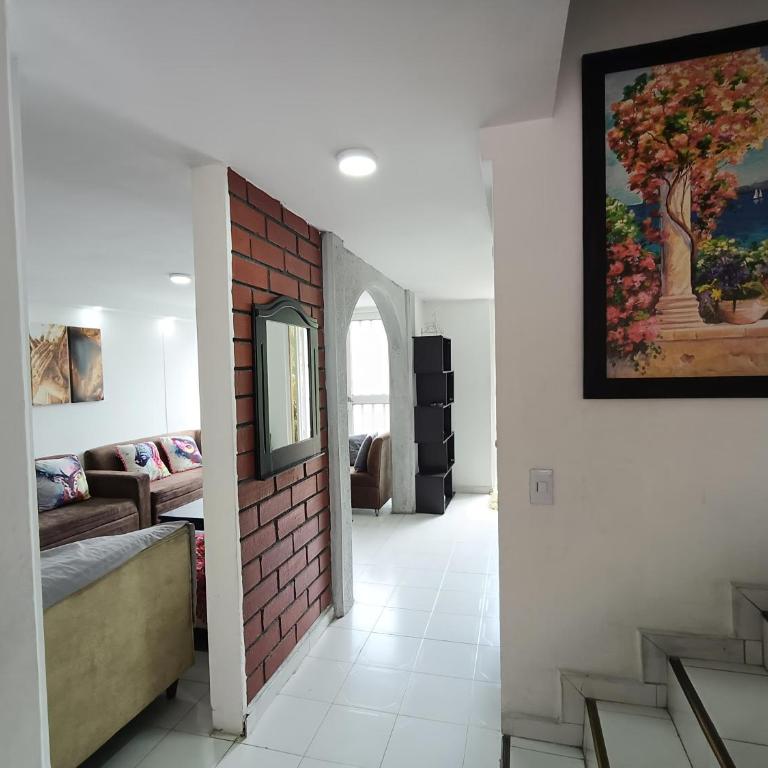 Casa 4 Hab Pereira Cerca Expo futuro Aeropuerto WiFi - Four-Bedroom House - 35