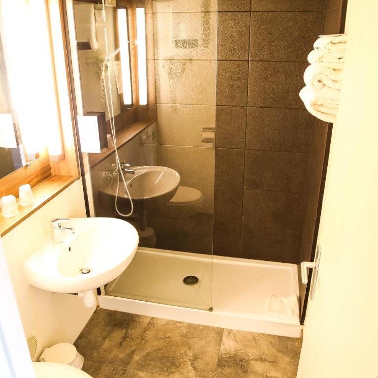 Campanile Narbonne A9/A61 - Chambre Double - 6