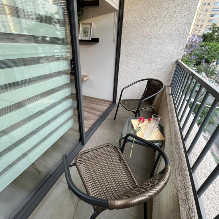 Santiago Centro Moderno Depto Amoblado 2 Dormitorios - Two-Bedroom Apartment - 6