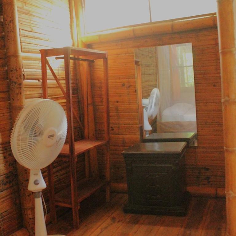 La Percha Hostal - Habitación Doble con vistas al jardín - 7