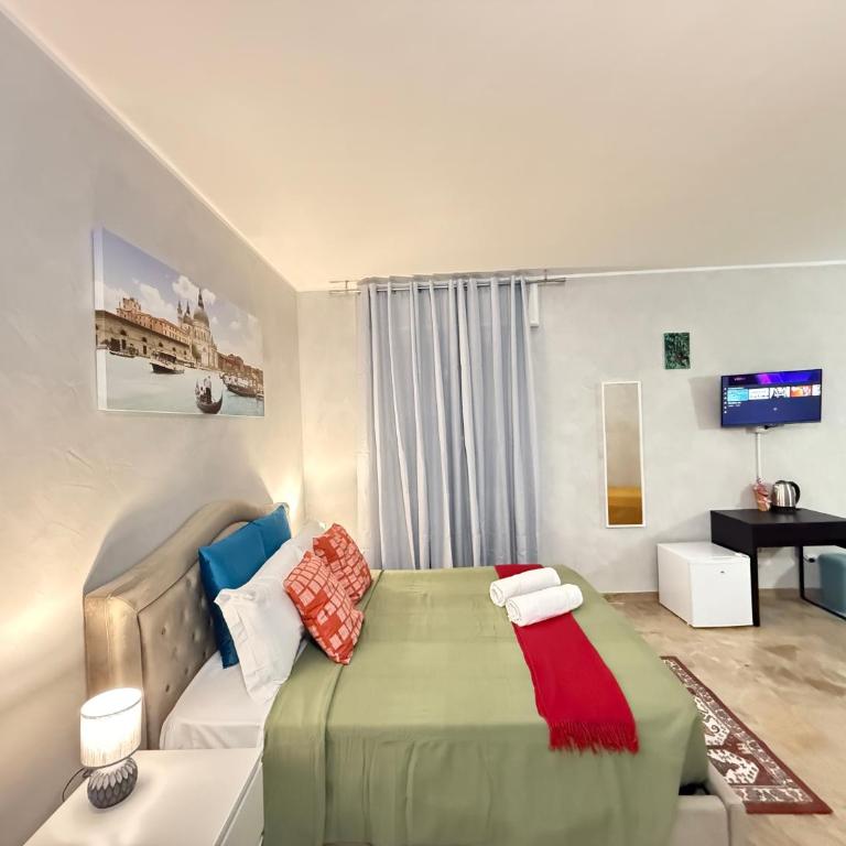Casa Raffinata - Three-Bedroom Apartment Suite - 20