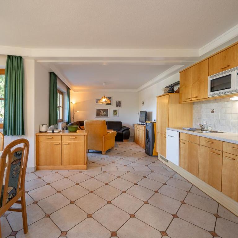 Landhaus Bellevue - Appartement avec Terrasse - 9