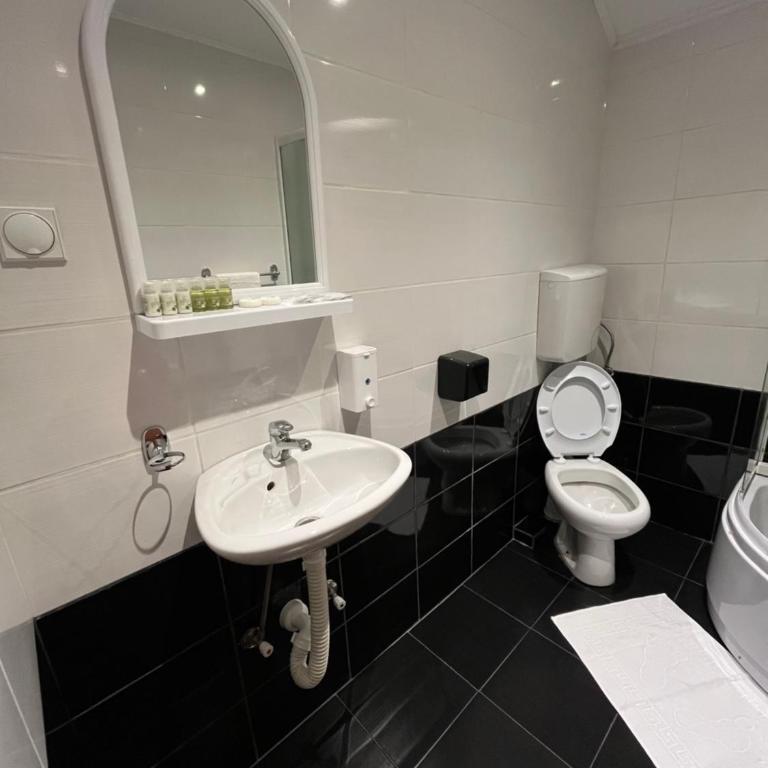 Restoran & Prenoćiste DVA BRATA - Apartman sa 1 Spavaćom Sobom - 4