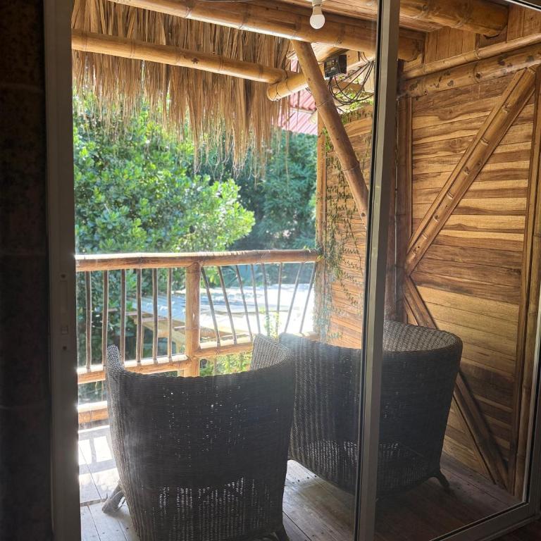 La Percha Hostal - Suite con balcón - 8