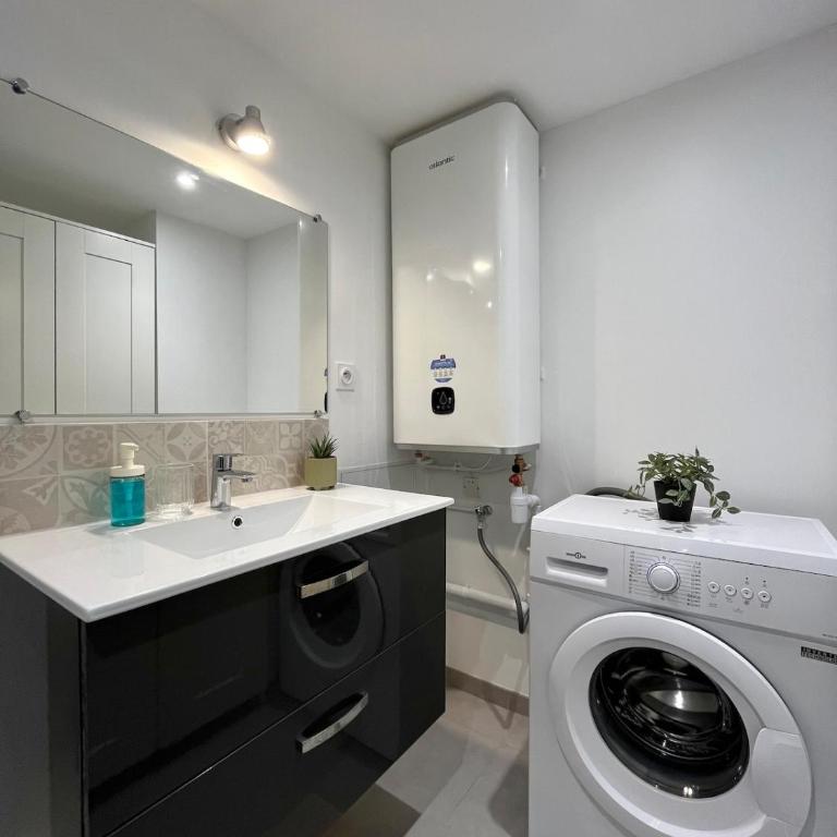 L'Underground - 4 pers - Proche centre-ville de Lyon - Appartement 1 Chambre - 18