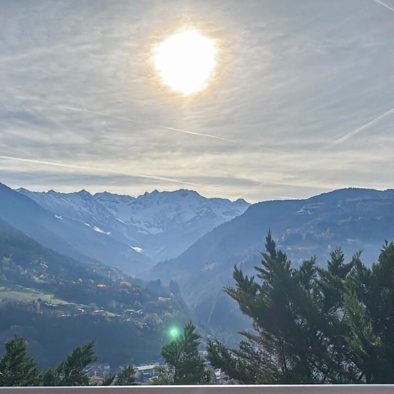 Chalet Cocoon en lisière de forêt, avec grande terrasse, et vue 'waouh' - Chalet 1 Chambre - 3