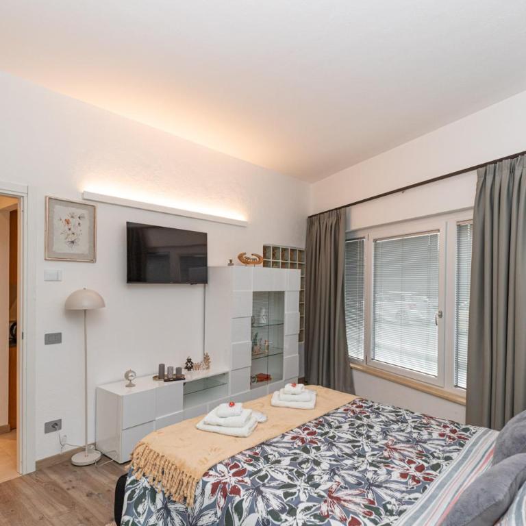 Central check-in check-out Pila - One-Bedroom Apartment - 1