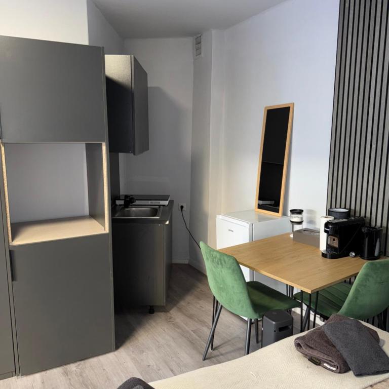 GRAZis Apartments - Doppelzimmer mit Zustellbett - 5