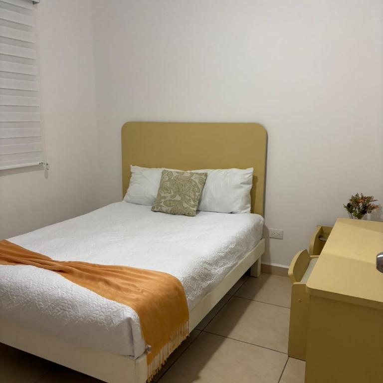 NEW! 2bdr apartment with pool near Sanctuary - Apartamento de 2 dormitorios - 18