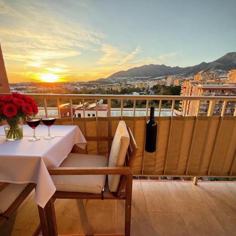 Benalmadena, Jupiter 1-Bedroom Apartment with Sea & Mountain Views, Pool & Garden - Apartamento de 1 dormitorio - 1