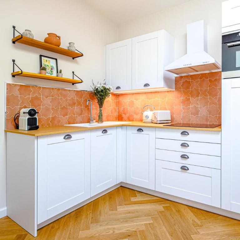 Rare! L'Atelier Provençal, Getaway in Old Antibes - 4th floor - Appartement 2 Chambres - 3
