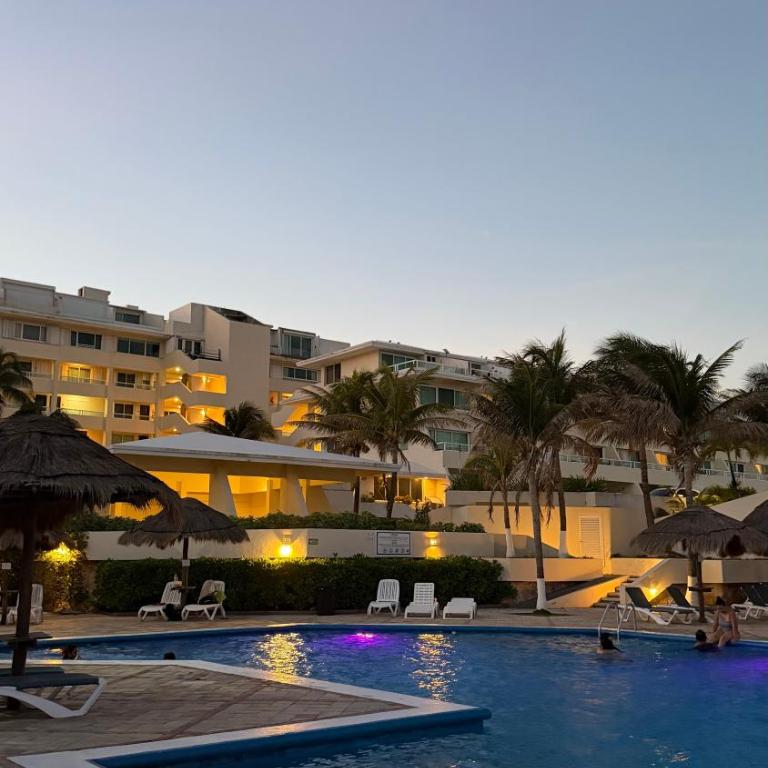 Beachfront Apartment in Cancun - One-Bedroom Apartment - 21