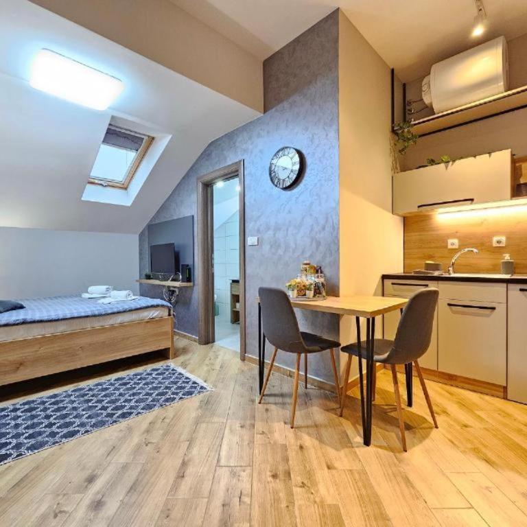Ivi Central Apartments - Apartman - 1