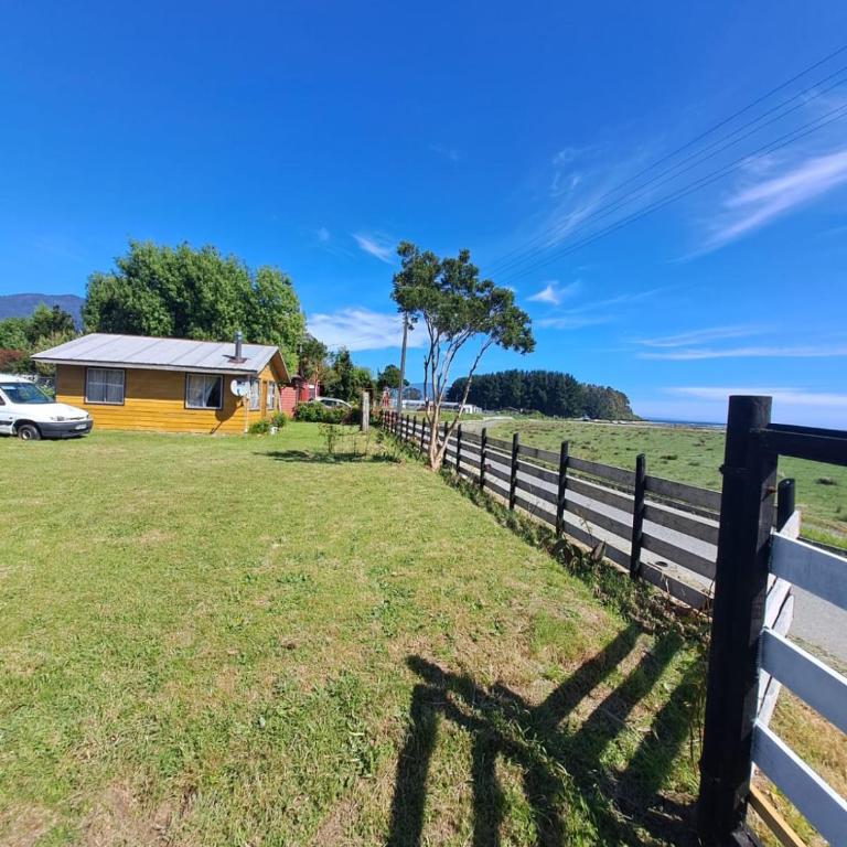 Cabañas ElyB - Six-Bedroom House - 13