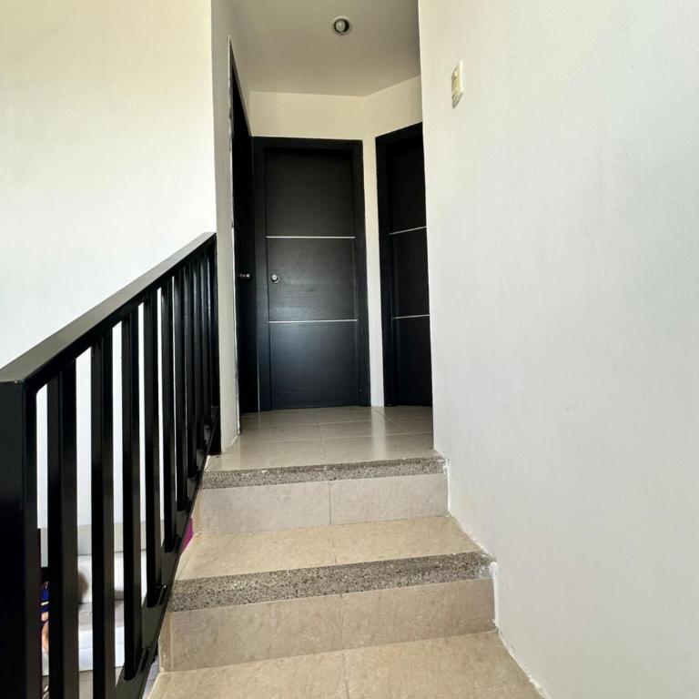 Comfortable Family House - Two-Bedroom House - 6