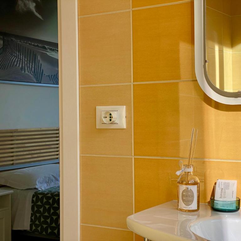 The Green Gate - Airport Guest House - Camera Matrimoniale con Bagno Privato - 14