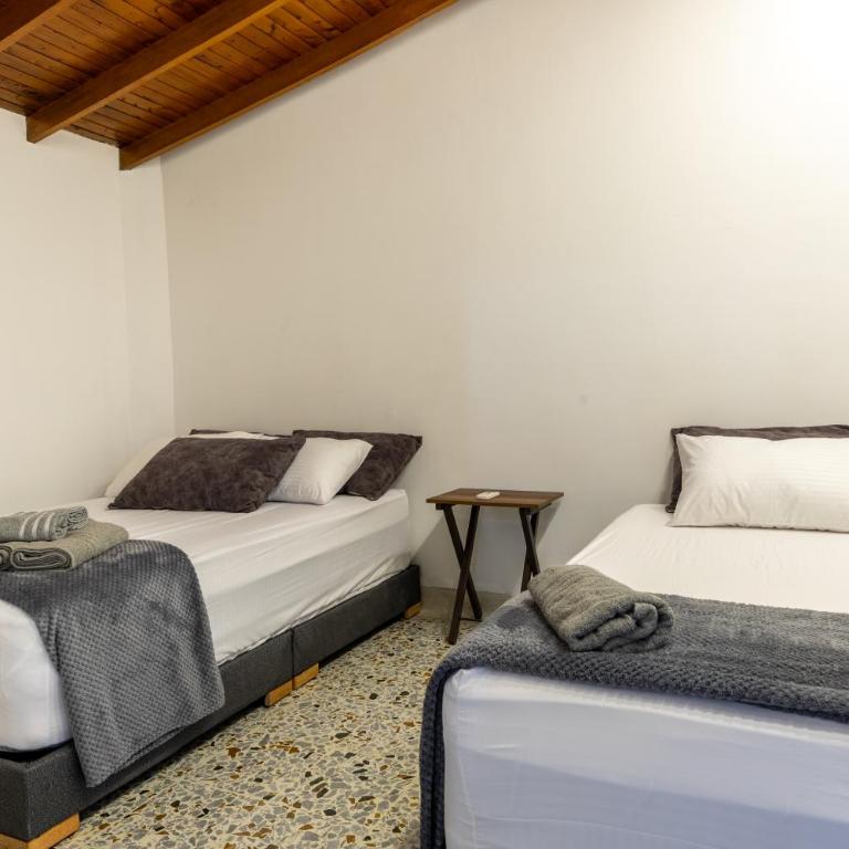 CASA GAMA Your spring in Medellín - Four-Bedroom House - 17