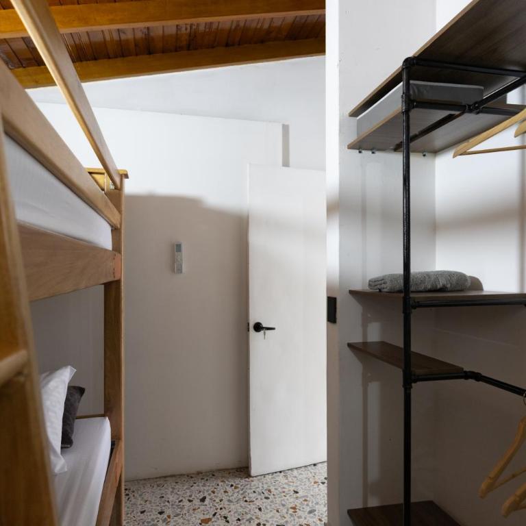 CASA GAMA Your spring in Medellín - Four-Bedroom House - 55
