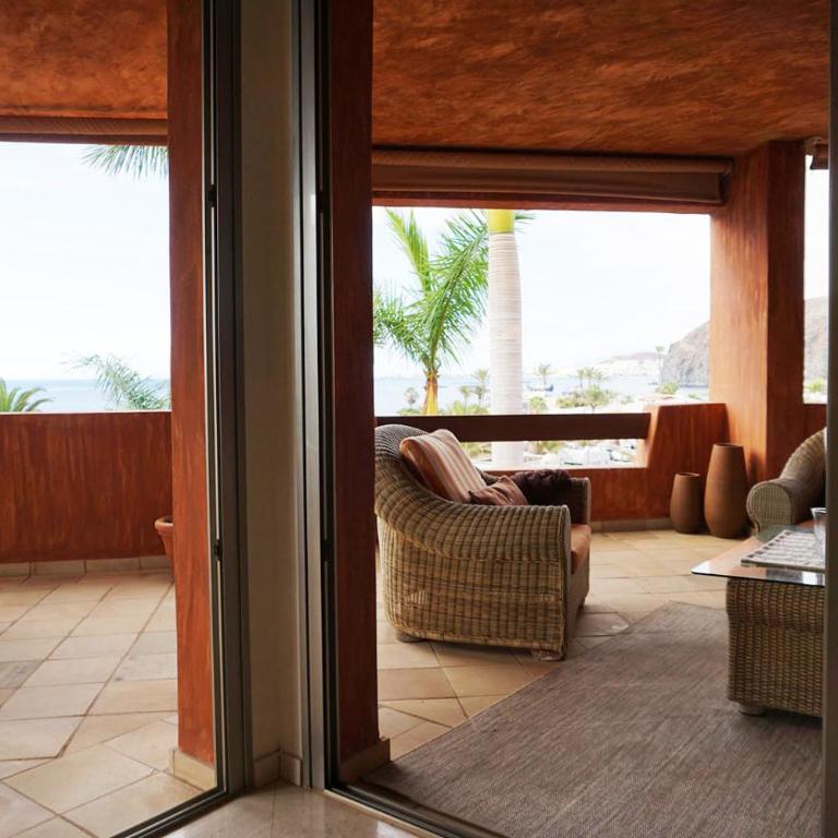 Adjona - 2 bedroom with large terrace and ocean views - Two-Bedroom Apartment - 16
