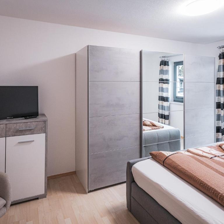 APART Naturcamping Kuprian - Apartment mit 3 Schlafzimmern und Bergblick - 13