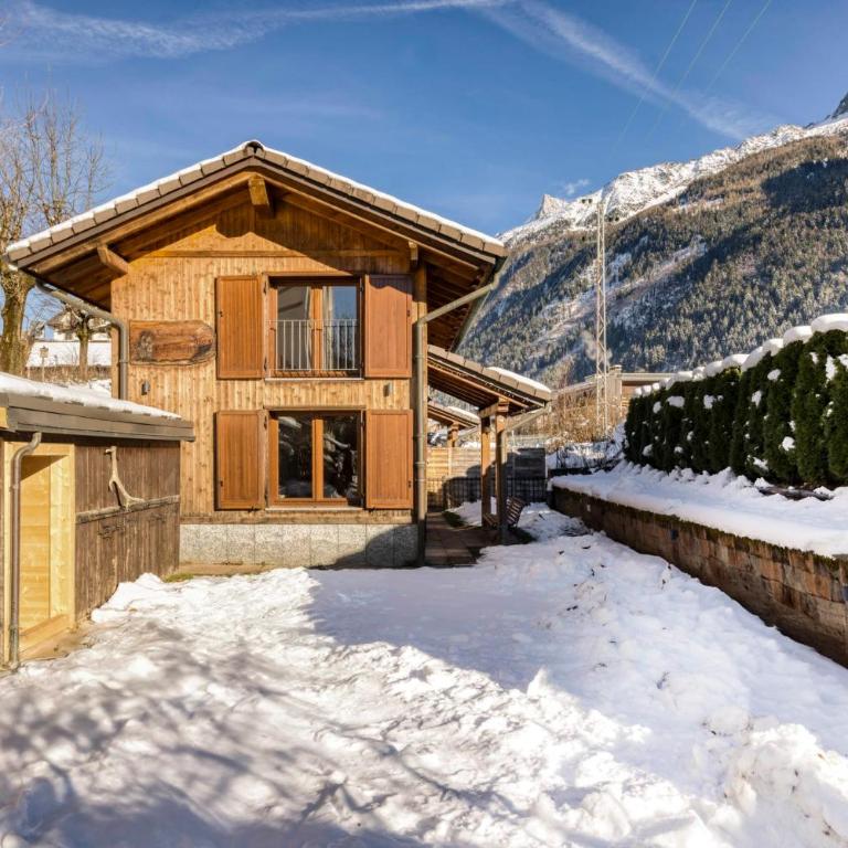 Chalet la Chouette - Intimate 2 bedroom demi-chalet ideally located - Chalet - 2