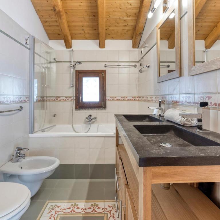 Chalet la Chouette - Intimate 2 bedroom demi-chalet ideally located - Chalet - 12