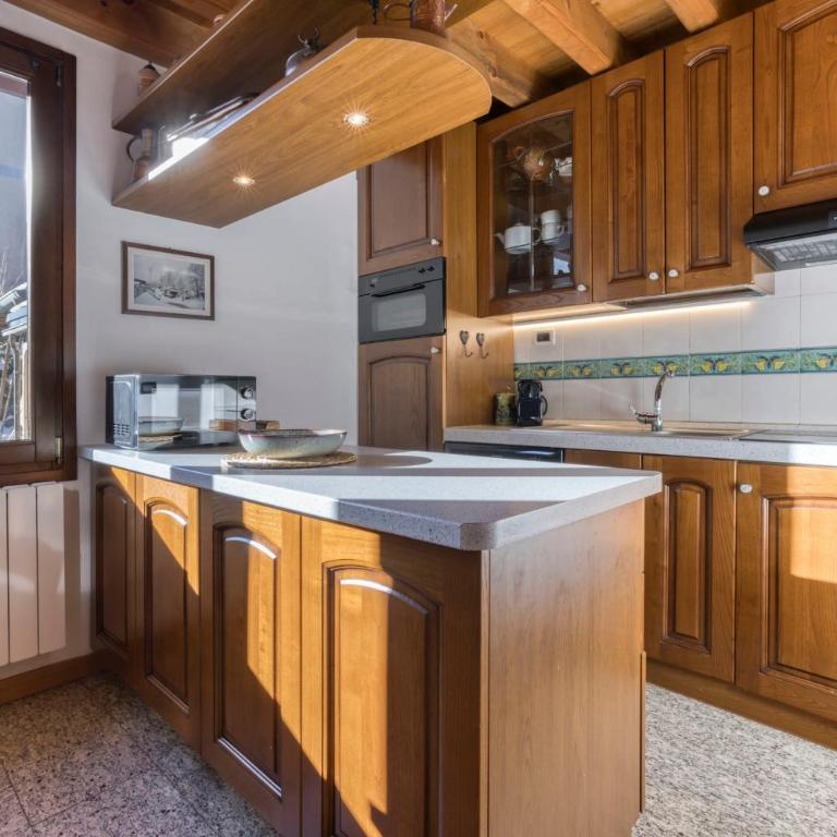 Chalet la Chouette - Intimate 2 bedroom demi-chalet ideally located - Chalet - 13