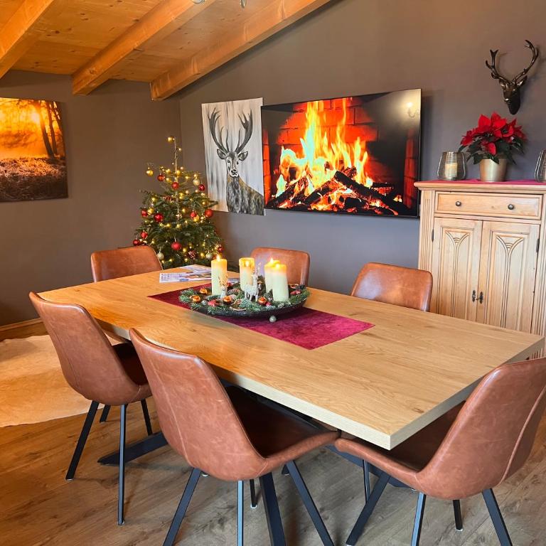 Ferienhaus Zillertal Panorama Blick Balkon Sauna - Apartment mit 3 Schlafzimmern - 16