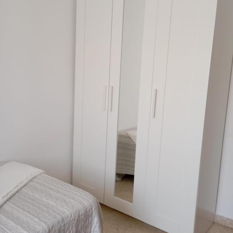 Habitación en Carril de la Cordobesa - Habitación Individual - 4