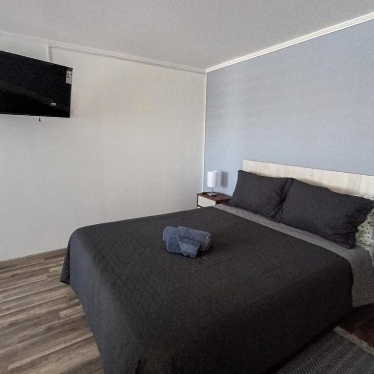 Hostal Milaris - Deluxe Queen Room - 2