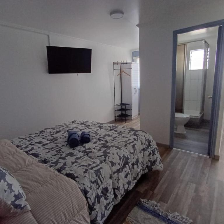 Hostal Milaris - Deluxe Queen Room - 4