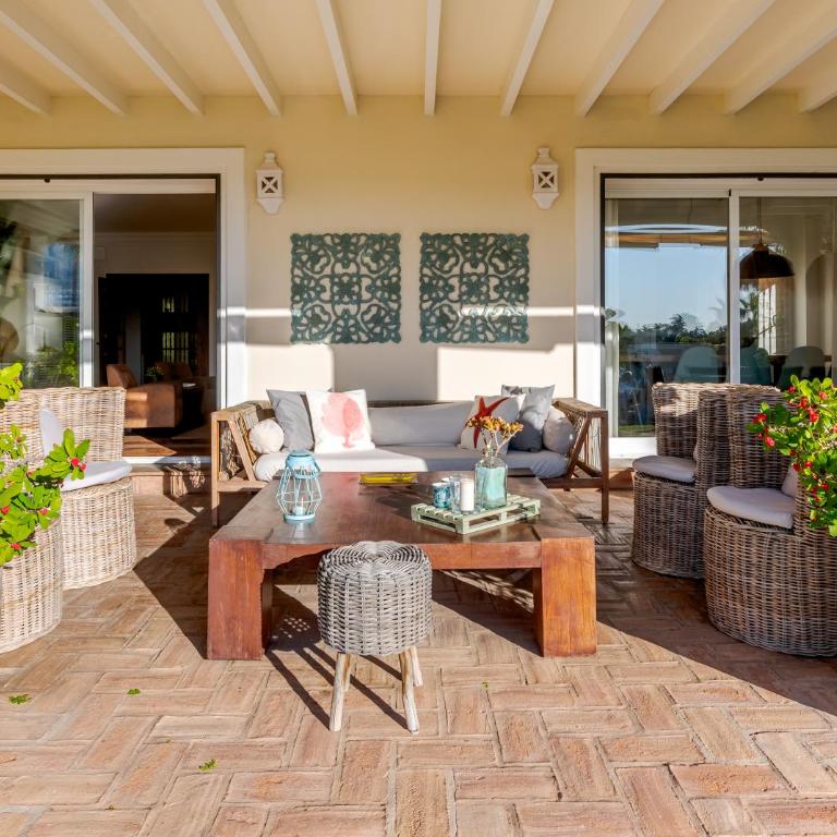 Ocean Views Luxury Villa next to beach - Villa - 46