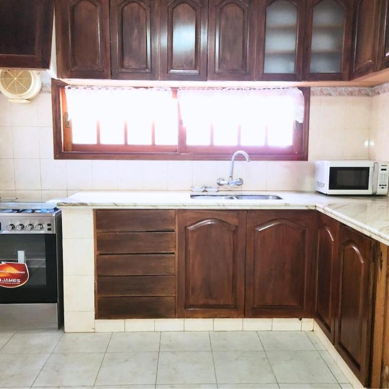 House steps from Playa Mansa with pool - Vacation Home - 17