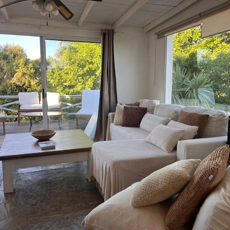 Entire 3-bedroom beachfront hous - Casa de 3 dormitorios - 1