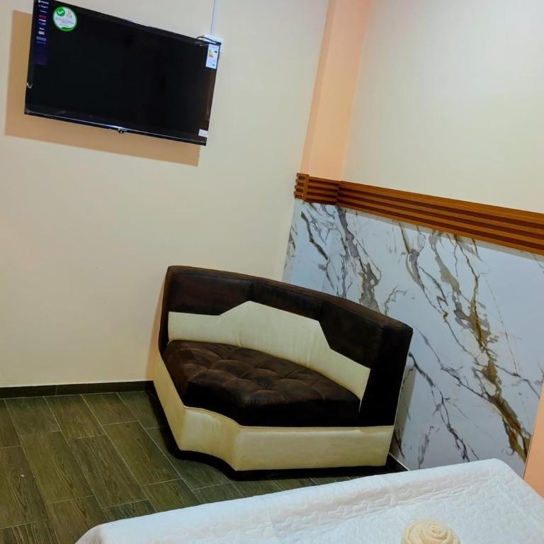 Dannas-Pearl - One-Bedroom Apartment - 1
