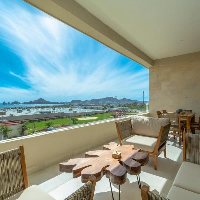 Serene Oceanview Getaway with Private Terrace - Apartamento de 2 dormitorios - 2