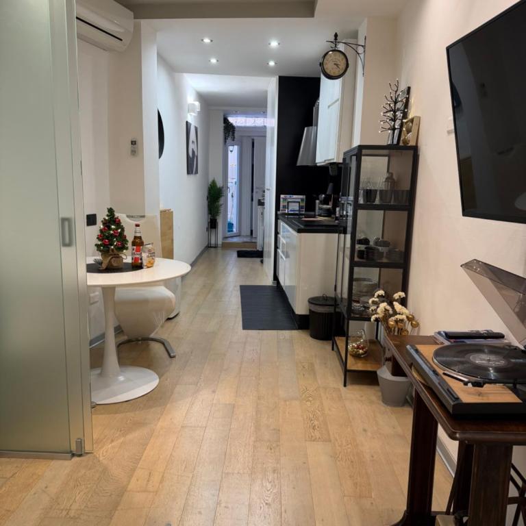 Edo's House - Appartamento con 1 Camera da Letto - 1