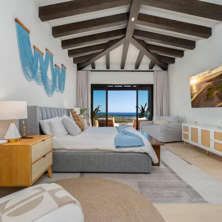 Luxury Villa with Infinity Pool and Ocean View - Casa - 22
