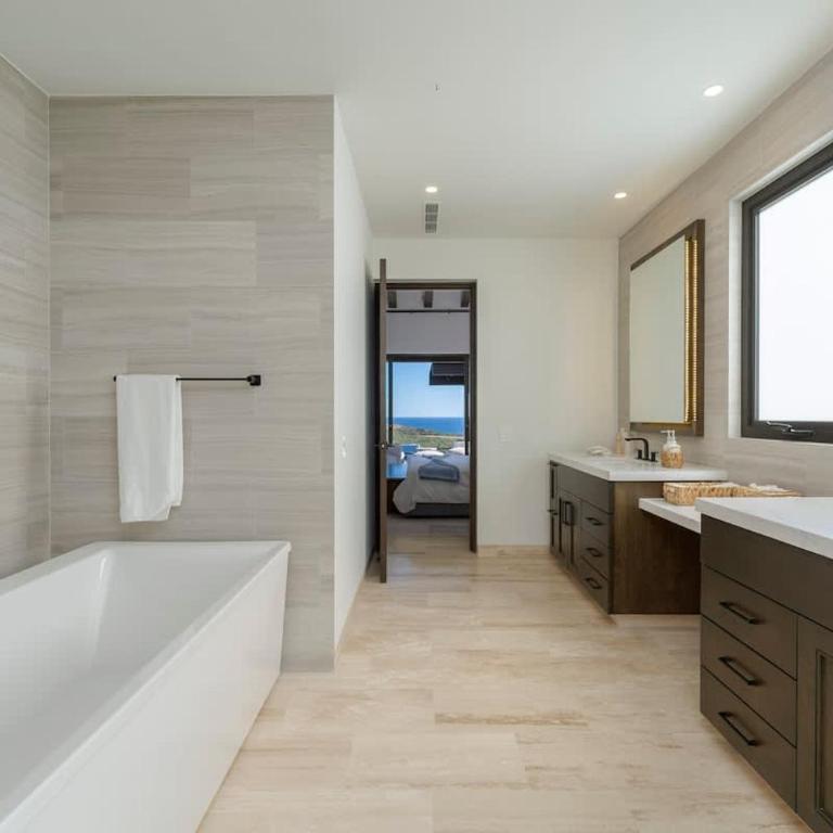 Luxury Villa with Infinity Pool and Ocean View - Casa - 32