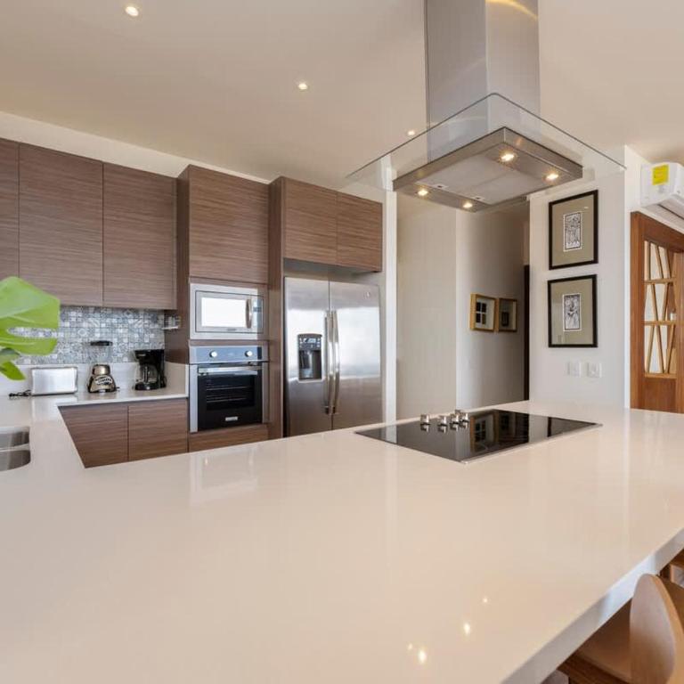 Spectacular New 2BR Condo with BBQ and Ocean views - Apartamento - 6