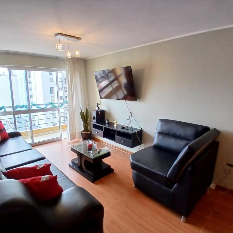 Apartamento Ideal en Zona Céntrica - Apartamento de 3 dormitorios - 1