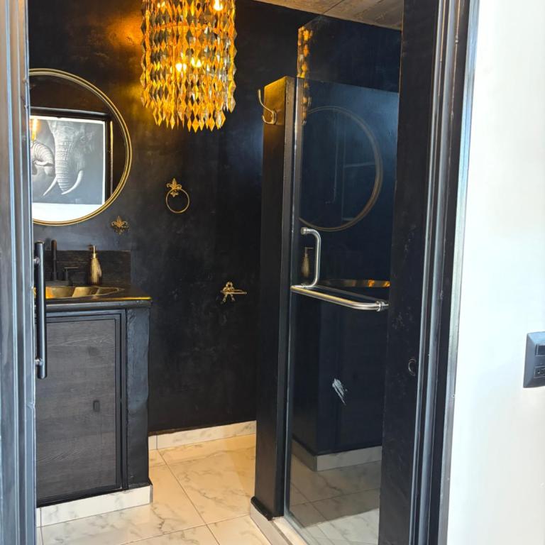 Secrect Jacuzzi Studio - Apartamento de 1 dormitorio - 13