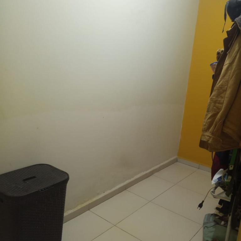 Habitación con baño privado mas servicio de taxi aeropuerto - One-Bedroom Apartment - 10