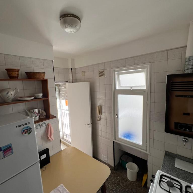 Depto 1 ambiente frente al mar y céntrico - Apartamento de 1 dormitorio - 8